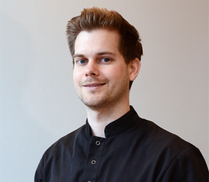 Steven Simmons – Dental Therapist/Hygienist